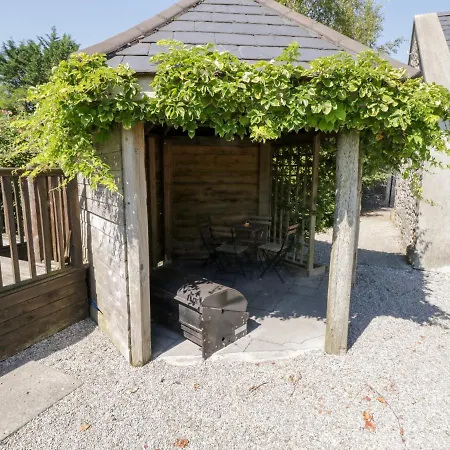 The Visiting House